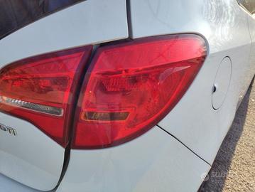 Fanale posteriore destro OPEL MERIVA del 2011