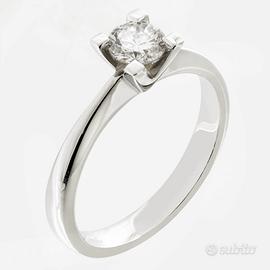 Anello solitario 0,46ct