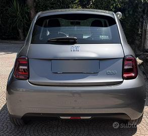 Fiat 500e 42 kw