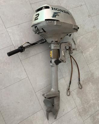 Motore fuoribordo Honda 2 Hp