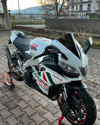 APRILIA RSV4