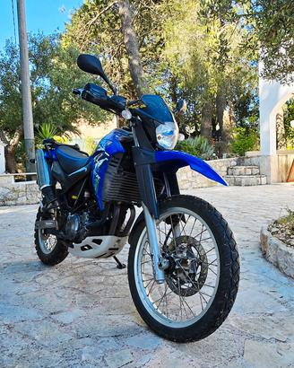 Yamaha XT660r 