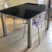 tavolo in vetro di Calligaris
