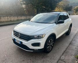 Volkswagen T-Roc 1.6 Tdi 115cv Style cockpit 2019