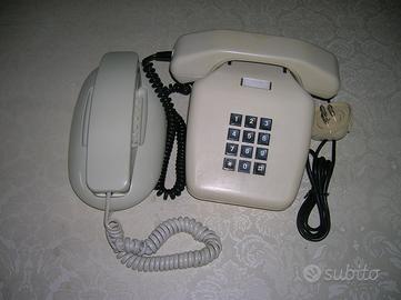 N^ 2 telefoni fissi anni 80/90 funzionanti