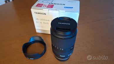 Tamron 28-200mm f/2.8-5.6 Di III RXD per Sony