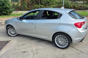 GIULIETTA 1400 TURBO BENZINA MultiAir Distinctiv 1