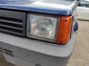 Proiettore sinistro FIAT PANDA del 1999