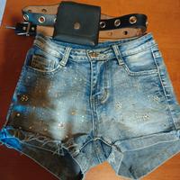 pantaloncino di jeans 
