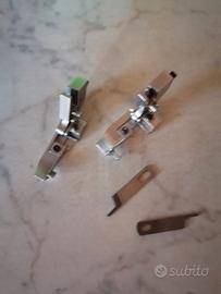 2 piedini per tagliacuci Brother lok546d