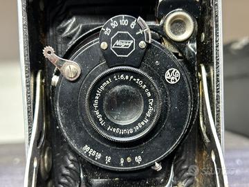 Macchina fotografica Nagel