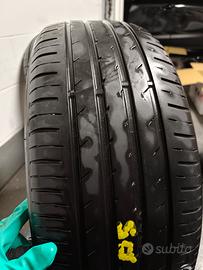 gomme  215/55/18