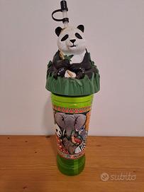 Bicchiere con panda e cannuccia