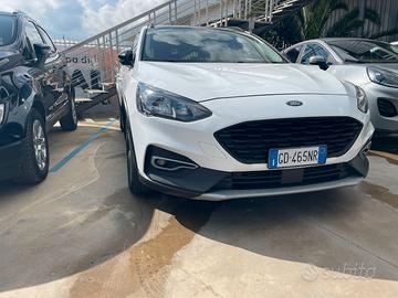 Ford Focus active 1,0