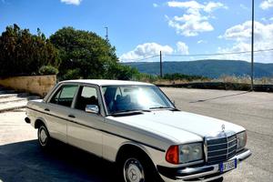 Mercedes 200 w 123