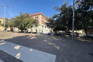 3 LOCALI A AVERSA