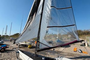 RS100 – RS Sailing