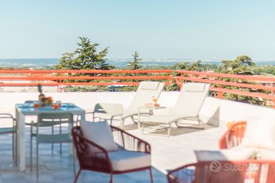 Attico con terrazzo privato 300mq