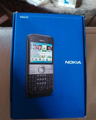 Nokia E5