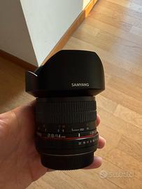 Samyang 14mm f/2.8 IF ED UMC - Attacco Canon EF