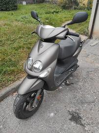 scooter Yamaha 50 cc 2012 4T