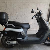 SCOOTER 125 Elettrico NIU Nqi GTS pari al nuovo