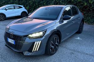 Peugeot 208 GT Hybrid 136 E-DCS6