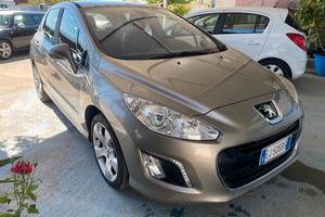 Peugeot 308 1.6 8V e-HDi 112CV Stop&Start 5p. Busi