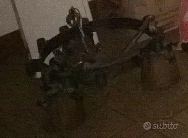 lampadario in ferro battuto e rame