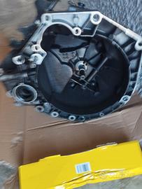 Cambio alfa romeo mito da rivedere