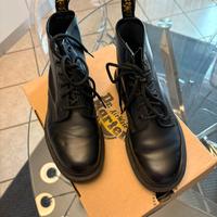 Dr.Martens