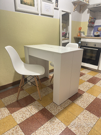 Tavolo consolle allungabile + 2 sedie