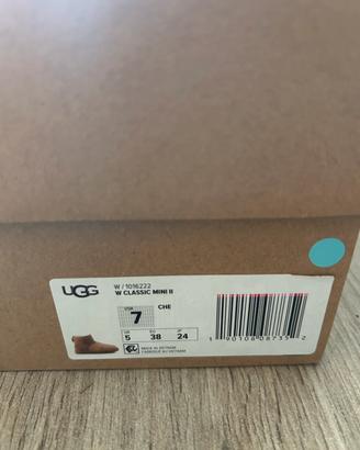 Ugg classic mini