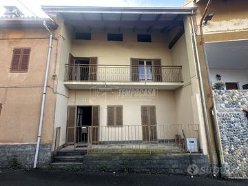 Casa indipendente a Cossato 5 locali