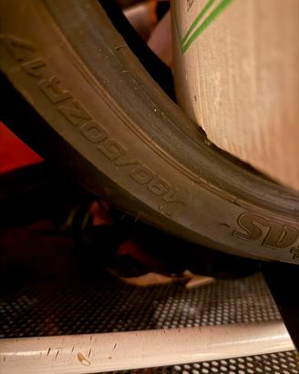 Gomma mitas 190/50r17 come nuova