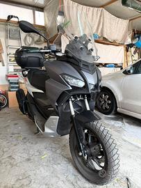 Aprilia SR GT 200cc