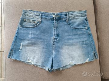 shorts Blue jeans sfrangiato