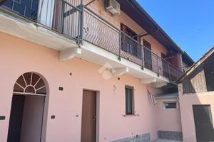 2 LOCALI A CARDANO AL CAMPO