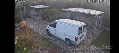 Lotto attrezzato per soggiorno