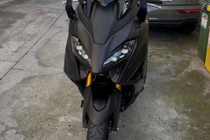 Tmax 560 tech max