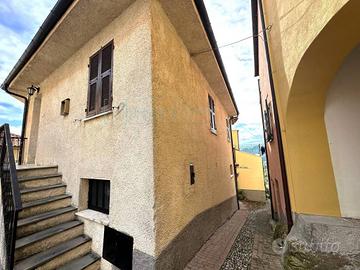 Casa indipendente di 108 m² con 5 locali a Vendone