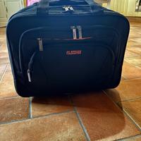 Pilotina American Tourister