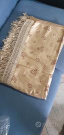 Copriletto matrimoniale con frange