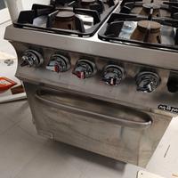 cucina a gas con forno