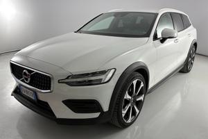 VOLVO V60 II - V60 Cross Country 2.0 d4 Business P