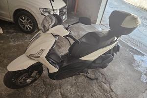Beverly 300cc