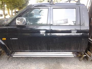 Porte sinistre per Mitsubishi L200 del 2001