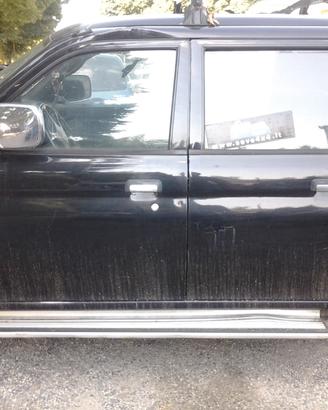 Porte sinistre per Mitsubishi L200 del 2001