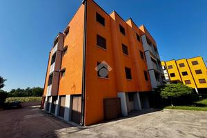3 LOCALI A ROVIGO