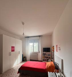 Camera per ragazza zona ospedale